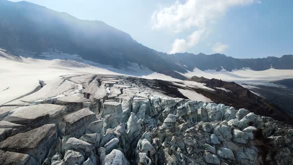 large glacier in the mountains