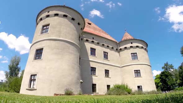 Castle View Panorama alt