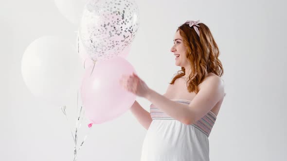 Baby Shower Party Happy Woman Enjoying Pregnancy alt