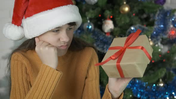 Disappointed Girl with Eve Present alt