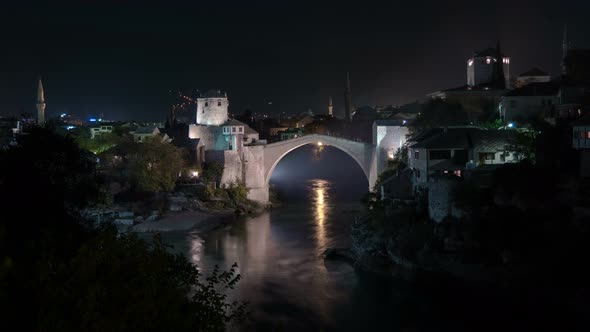 Stari Most and Neretva River in Mostar, Timelapse alt