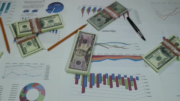 Business Graphics And Money alt