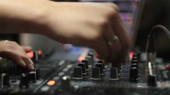 Energetic Dj And Audio Mixer alt