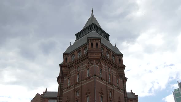 The University College Londons Cruciform Building alt