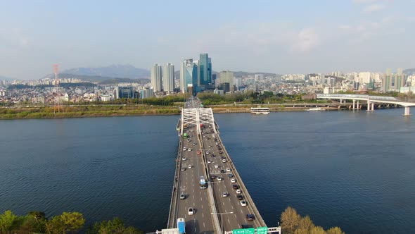 City Yanghua Bridge Traffic