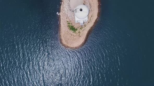 Top down view of Big Bear Solar observatory, Big Bear Lake, California, USA alt