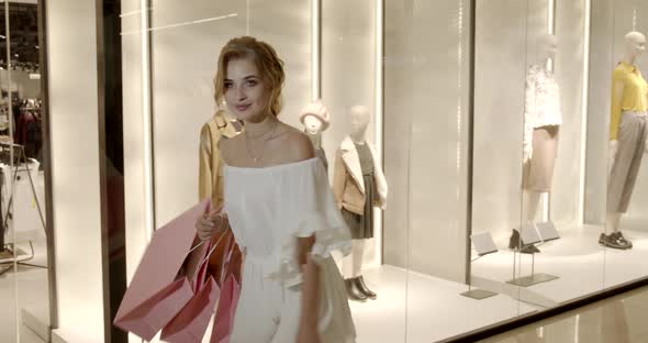 Young Girl In Fashion Boutiques alt