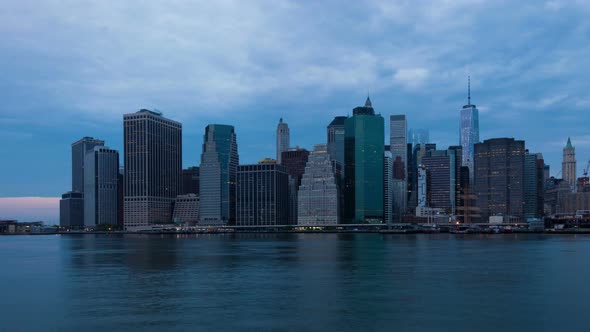 4k Sunrise timelapse of Manhattan skyline in new york - USA