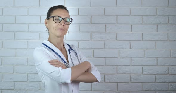 Excellent doctor in uniform.  alt