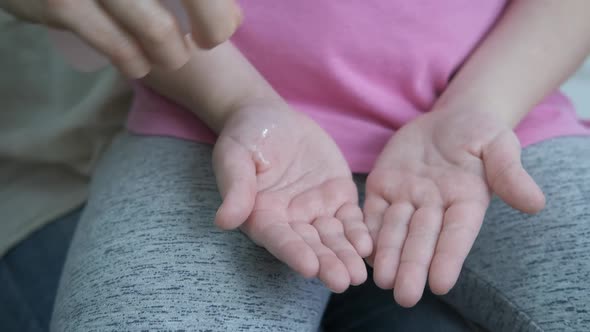 Kill bacteria on hands.  alt