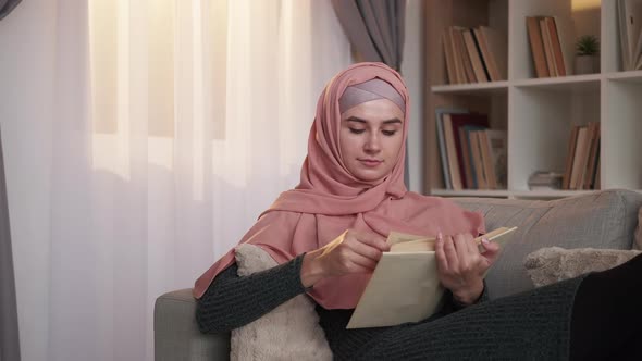 Home Reading Study Hobby Curious Smart Woman Book alt