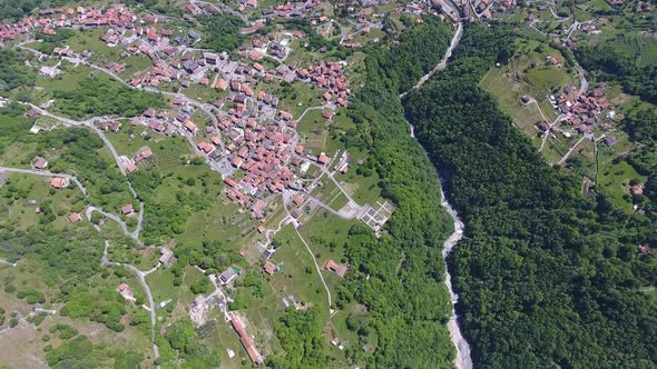 Aerial Landscape on Como Lake Between Mountains alt
