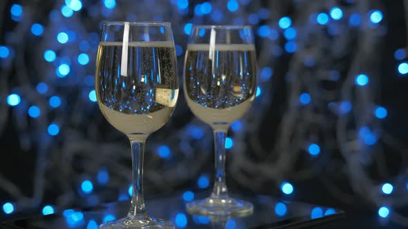 Fizzy champagne. alt