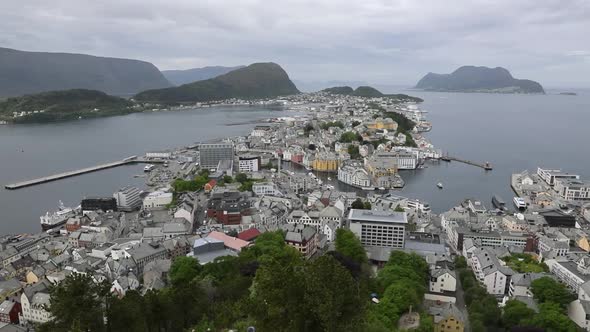 Aksla at the City of Alesund  Norway alt
