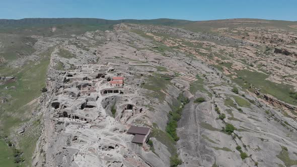 Amazing aerial view of ancient town Uplistsikhe in Georgia alt