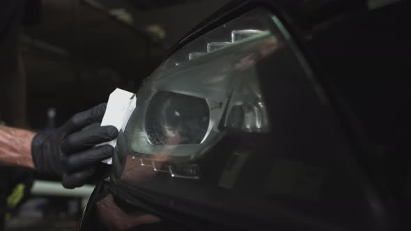 Applying Protection for Headlights alt