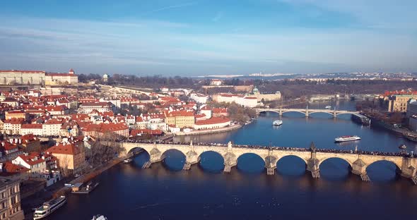 4 K Prague Aerial alt