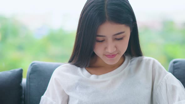 beautiful asian woman smile standing with happiness and attractive alt