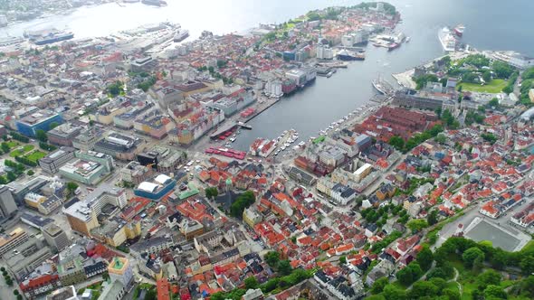 Bergen Is a City and Municipality in Hordaland on the West Coast of Norway alt
