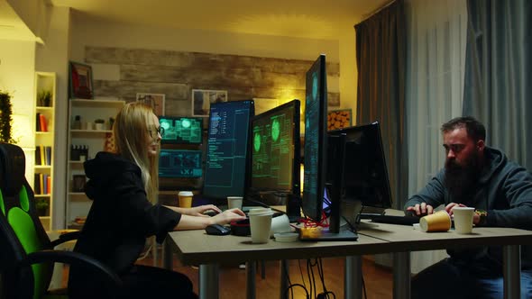 Team of Hacker Are Running From Law Enforcement alt