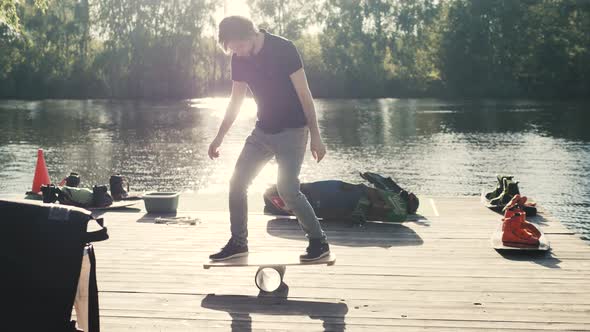 Men on Deck for Balance Board alt