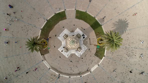 Top Of The Izmir Clock Tower alt