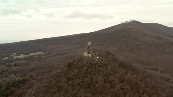 Aerial view of the castle in the village Slanec in Slovakia alt