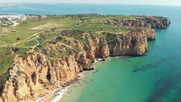 Stunning scenery of Ponta da Piedade limestone coastline, Lagos, Algarve alt