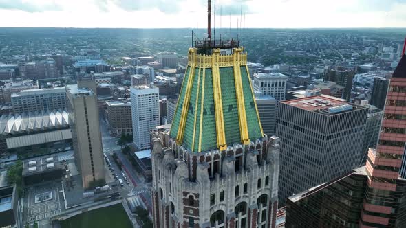 Bank of American building in downtown Baltimore. Aerial orbit reveals skyline in Maryland's largest alt