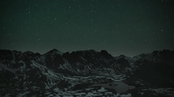 8K Stars Over the Mountains in the Night Sky