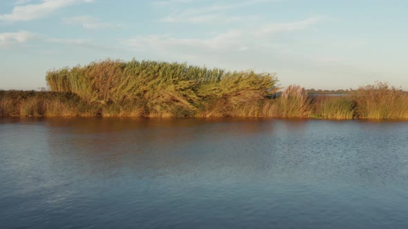 Aerial video of Delta water in Northern California alt