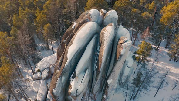 The national park Krasnoyarskie Stolby Drone view of Krasnoyarsk Pillars The Feather Pillar alt