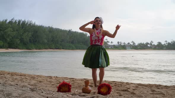 Hawaii hula dancer in costume dancing  alt