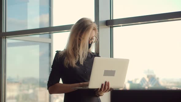 Secretary Checking Website For Boss Delivery Package. Saleswoman Supervisor Support Web Store. alt