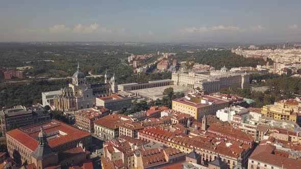 Royal Palace of Madrid and Cathedral De La Almudena alt