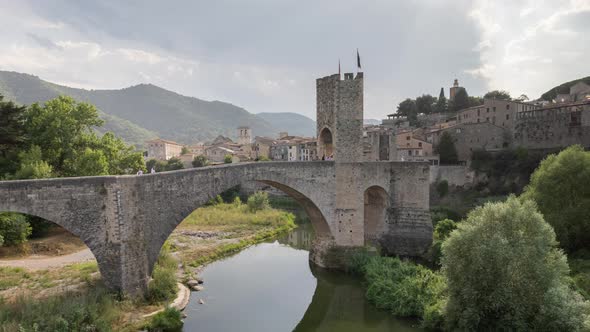 The Bridge and River Fluvia at Besalu Girona Catalonia Spain alt