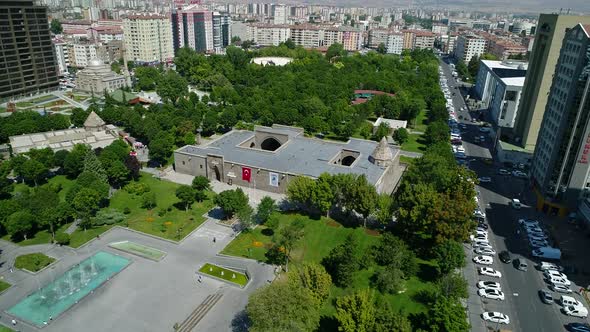 Historic Building In Downtown alt