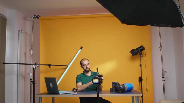 Presentation of Tripod Fluid Head alt