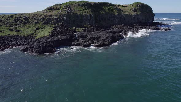 Sea Waves Crashing On Cook Island Aquatic Reserve Near Fingal Head In New South Wales, Australia. ae alt