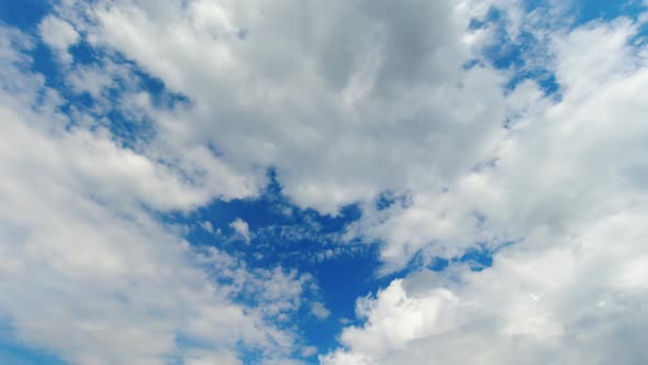 Time Lapse Sky Clouds alt