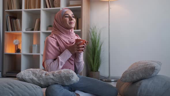 Coffee Relax Cozy Hygge Home Woman Drinking Mug alt