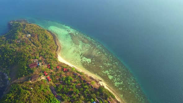 Aerial view of Phi Phi, Maya beach at sunset with Andaman sea in Phuket. Thailand alt