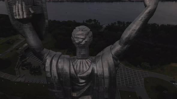 Drone Footage of the River Dnipro and Motherland Monument in Kyiv Ukraine alt