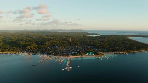 City General Luna on the Coast of Siargao Island alt