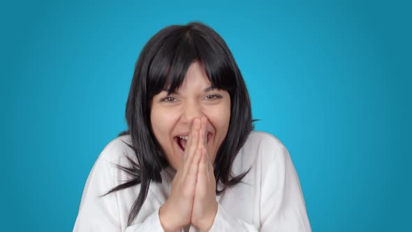 Woman confused and overjoyed. alt