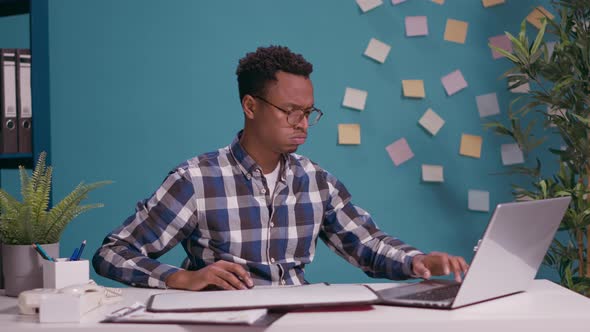 Confused Man Holding Speech Bubble to Ask for Help alt