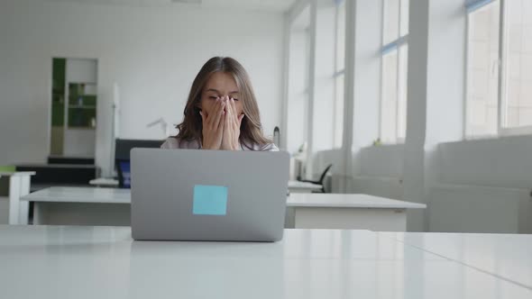 Smiled Girl Want to Concentrate in Her Online Work alt