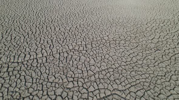 Dry Land Without Water It is in Deep Cracks alt