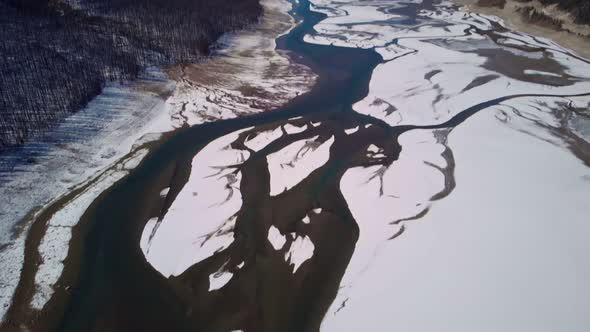 Kananaskis Provincial Park Frozen Lake alt