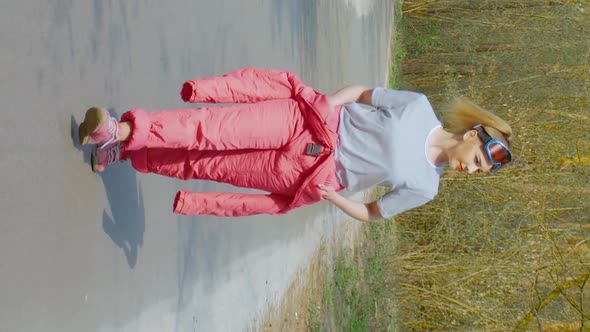 Vertical Video of Young Woman alt